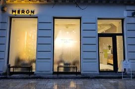 Meron - Egyetem tér Budapest