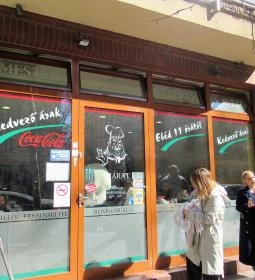 Mester Gyorsétterem & Kávézó