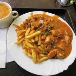 Mester Gyorsétterem & Kávézó Budapest - Étel/ital