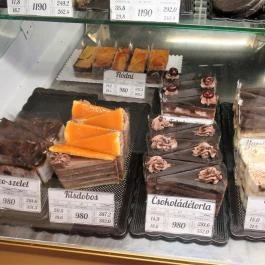 Mester Mentes Cukrászda - az Angyalitól Budapest - Étel/ital
