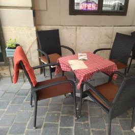Mézeskalács Kávézó, Budapest - Egyéb
