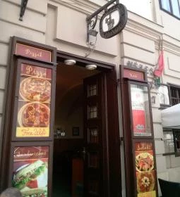 Mézeskalács Kávézó