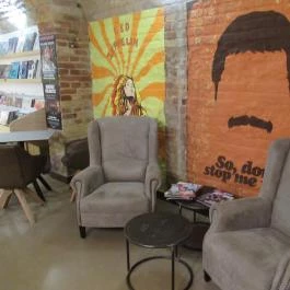 MG Records & Kávézó Budapest - Belső