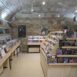 MG Records & Kávézó Budapest - Belső