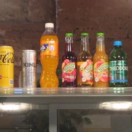 MG Records & Kávézó Budapest - Étel/ital