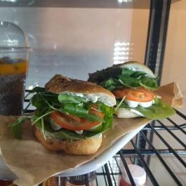 Micra Café Budapest - Étel/ital