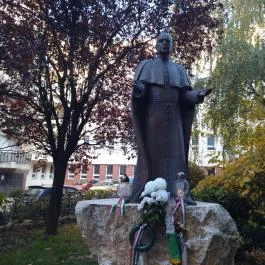 Mindszenty József szobor Budapest - Egyéb