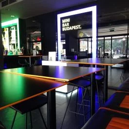 Mini Bar Budapest, Budapest - Belső