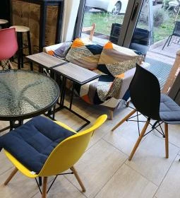 MiNi Kávézó és Teaház