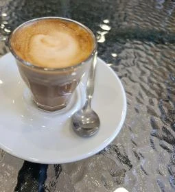 MiNi Kávézó és Teaház