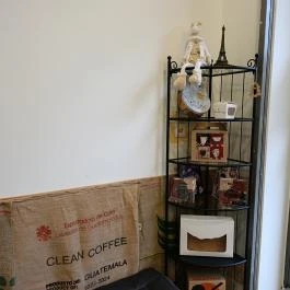 MiNi Kávézó és Teaház Budapest - Belső