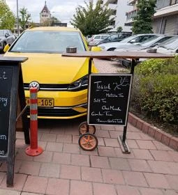 MiNi Kávézó és Teaház