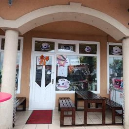 Mini Market Büfé Lajosmizse - Külső kép