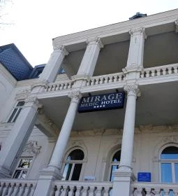 Mirage Fashion Hotel