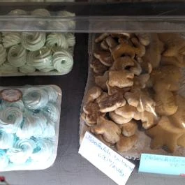 Mirgitta Cukrászda, Vác - Étel/ital