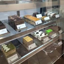 Mirgitta Cukrászda, Vác - Étel/ital