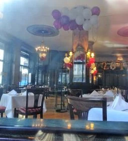 Café Astoria Restaurant