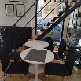 Mishto Café & Deli Budapest - Belső