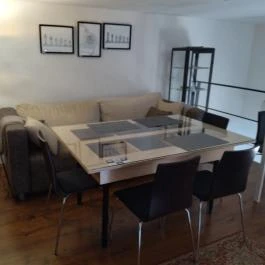 Mishto Café & Deli Budapest - Belső