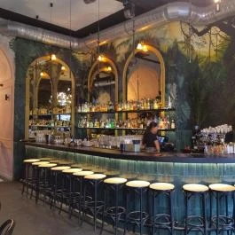 Mitico Budapest - Belső