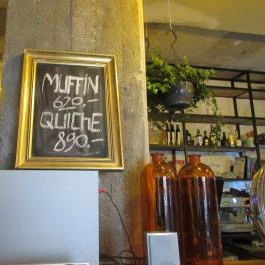 Mitzi. - Kortárs Kávéház & Bár Budapest - Belső