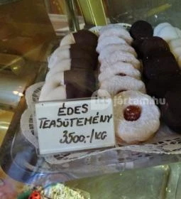 Mix-R Cukrászda, Kávéház & Fagyizó