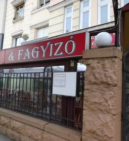 Mix-R Cukrászda, Kávéház & Fagyizó