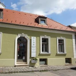 Mjam Szentendre - Külső kép