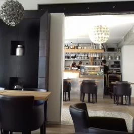 Mjam Szentendre - Belső