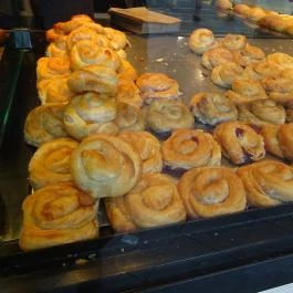 Mlinar Caffe - Corvin sétány Budapest - Étel/ital