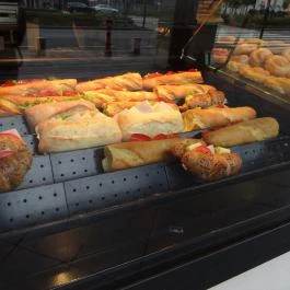 Mlinar Caffe - Corvin sétány Budapest - Étel/ital