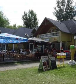 Mocca Caffe & Fast Food