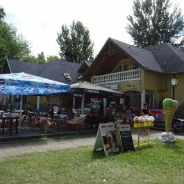 Mocca Caffe & Fast Food Balatonlelle - Külső kép