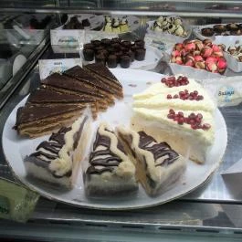 Mocsári Liliom Cukrászda, Budapest - Étel/ital