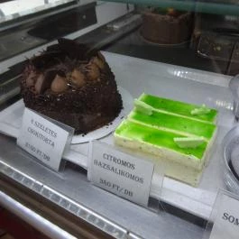 Móczár Cukrászda Budapest - Étel/ital