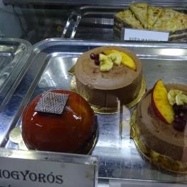 Móczár Cukrászda Budapest - Étel/ital