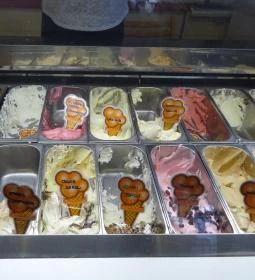 Mohácsi Kézműves Cukrászat