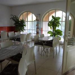 Mohácsi Kézműves Cukrászat, Százhalombatta - Belső