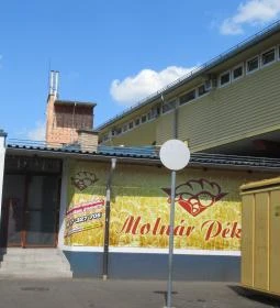 Molnár Pékség - Köztársaság tér