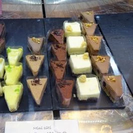 Mon Amie Kávézó, Cukrászda & Borbár Budapest - Étel/ital