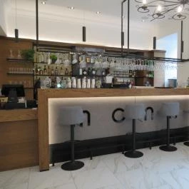 Mona Bar & Restaurant Budapest - Belső