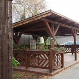 Monaco Étterem, Cegléd - Külső kép