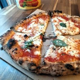 Monalizza Pizza Budapest - Étel/ital