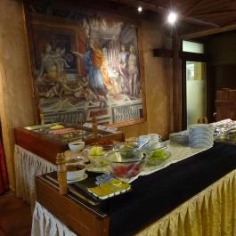 Habsburg Étterem Bikal - Belső