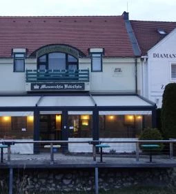 Monarchia Kávéház