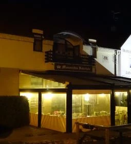 Monarchia Kávéház