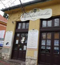 Monarchia Rétesház (Budakeszi)