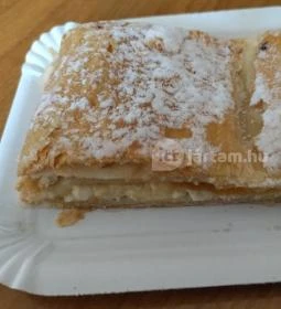 Monarchia Rétesház - Hűvösvölgy