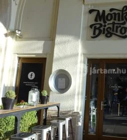 Monk’s Bistrot