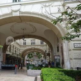 Monk’s Bistrot Budapest - Külső kép